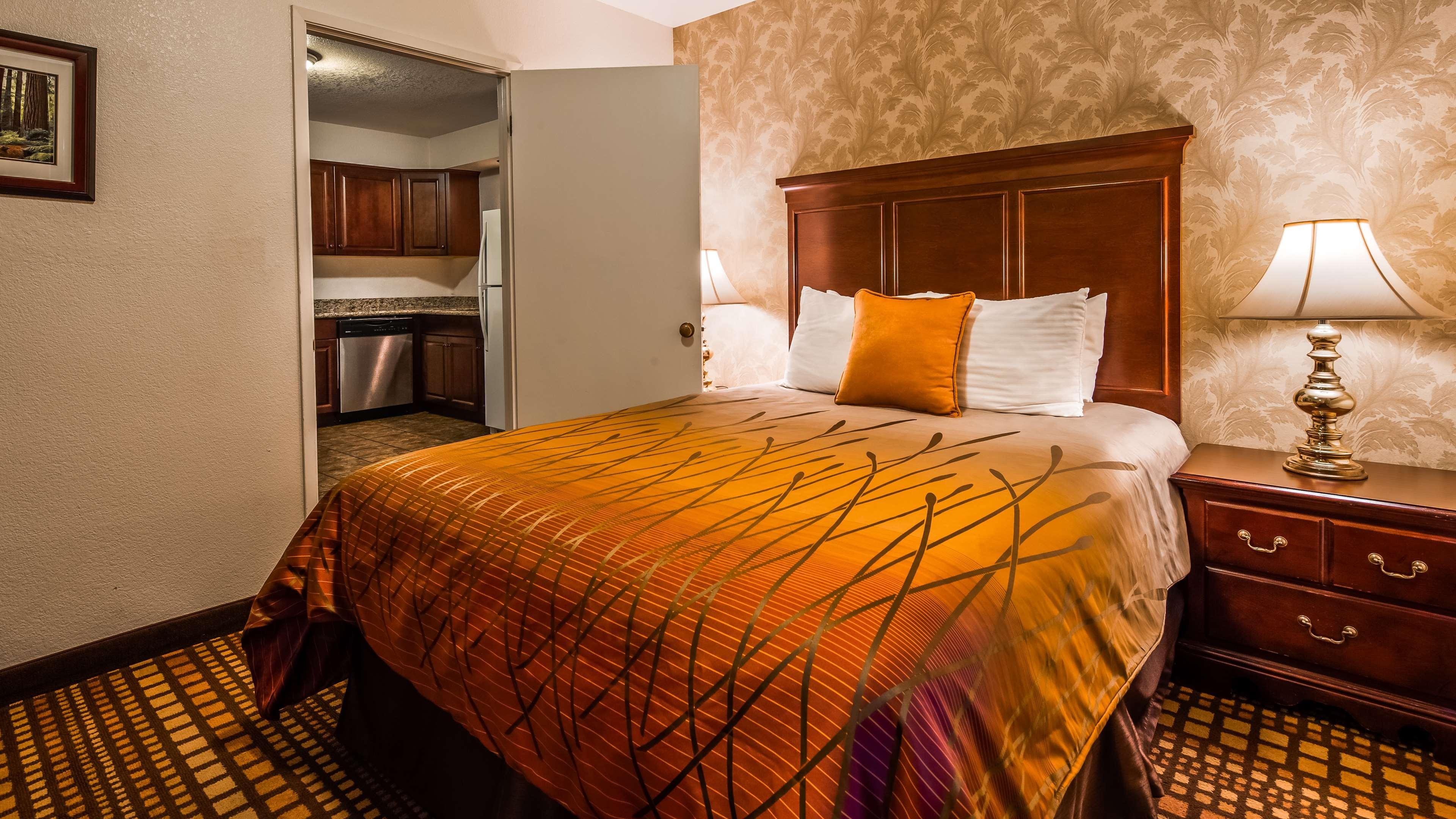 Best Western Plus Humboldt House Inn Гарбервилл Экстерьер фото