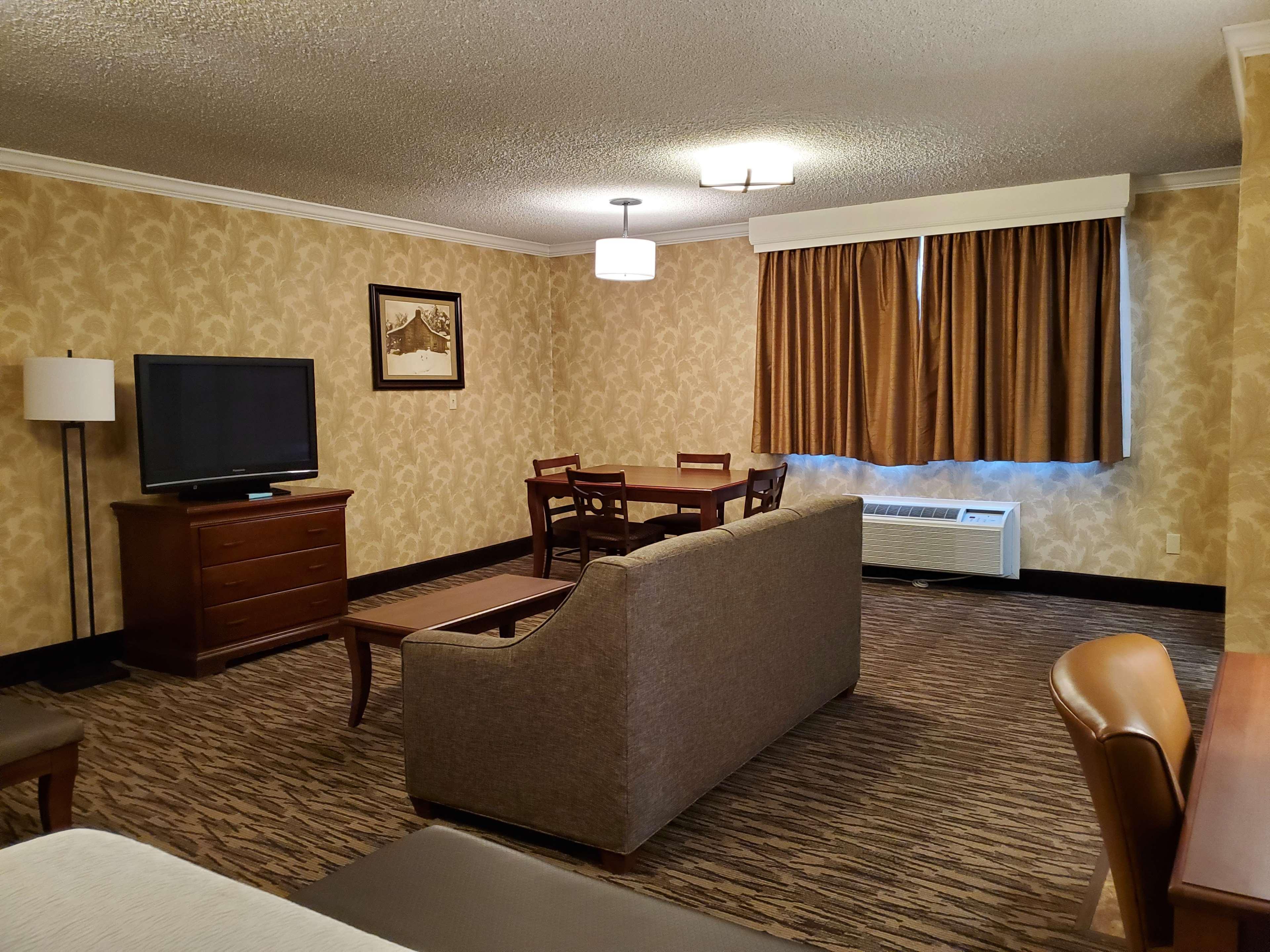 Best Western Plus Humboldt House Inn Гарбервилл Экстерьер фото